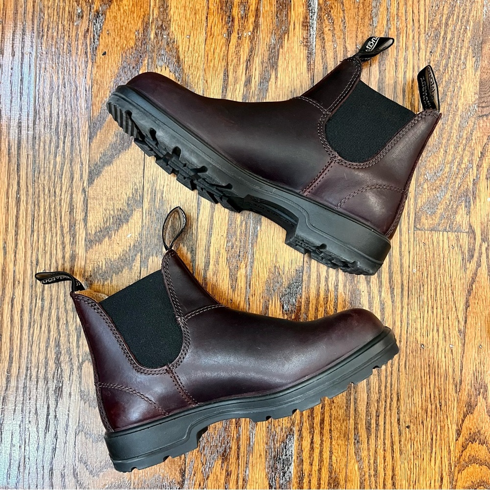 Blundstone dark brown oxblood leather Chelsea boots - Picture 2 of 9